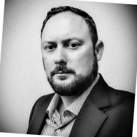 Daniel E.