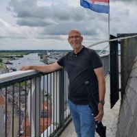 Richard Van Der Linden