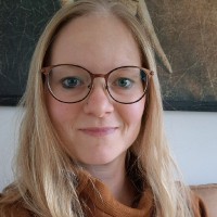 Sharon Dekker