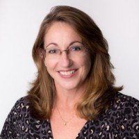 Laura Finley