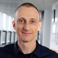 Dr. Harald Stangl