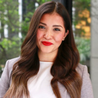Suzie Flores