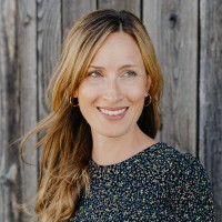 Dr. Julia Kubin