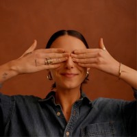Zoë Farrell