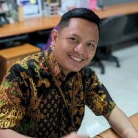 Dmitri Stefano Tambunan