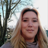 Michelle Holton