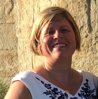 Claire Robson
