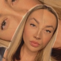 Holly Dickens