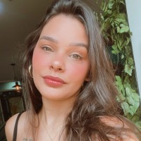 Carolina Tomaz