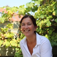 Jana De Vries