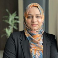Nishat Hamza Esmail, Cpa,Cga,Fcca