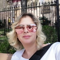 Salma Graphic Designer