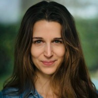 Evelyne Boone