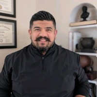 Alejandro Muñoz, Mba