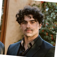 Aaron Linville