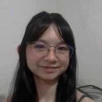 Júlia Sayuri