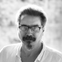Carlos Tello