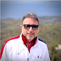 Nikos Perros