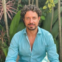 Lourenço BustaniLourenço Bustani is an Influencer