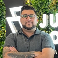 Leopoldo Elías Castro Escobar