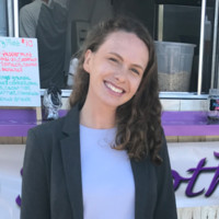 Shayna Dowling, E. I.