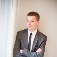 Александр Ларин