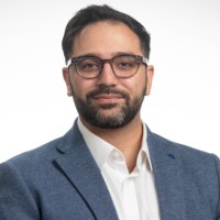 Vincent Ginesi, Mba
