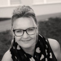 Nadine Hinderer