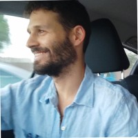 Eylon Sharoni