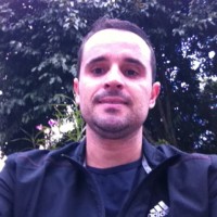 Treinador Rogério Leite