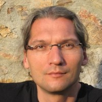 Thomas Neubert