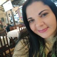 Liliane Cristina de Sá Viana