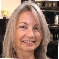 Lisbeth Iversen