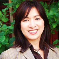 Nina Hoang,