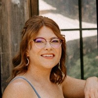 Lora Hicks