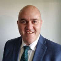 Dr Warren Jennings-Bell