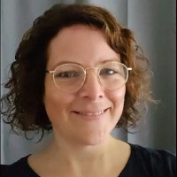 Laura Wichert