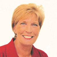 EDIE THOMAS