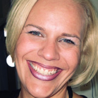 Yvonne Zuur