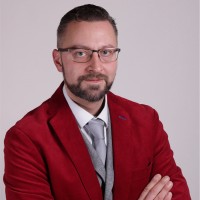 Wolfgang Radauer