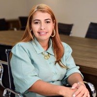 Kênia C.