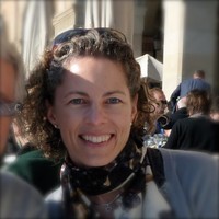 E. Carine Lauterbach, LCSW, RPT-S