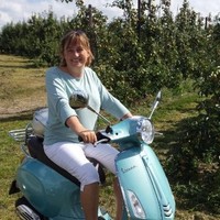 Anja Devos