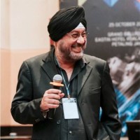 Prof Harmandar Singh