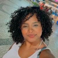 Julia Ferreira