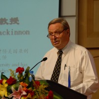 stephen mackinnon