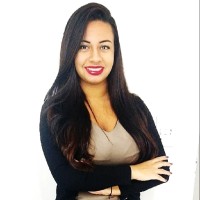 Carolyne S. Almeida