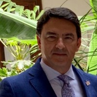 Julio Fernández-Bravo Francés