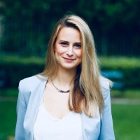 Sara F.