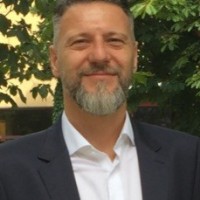 Kardos György
